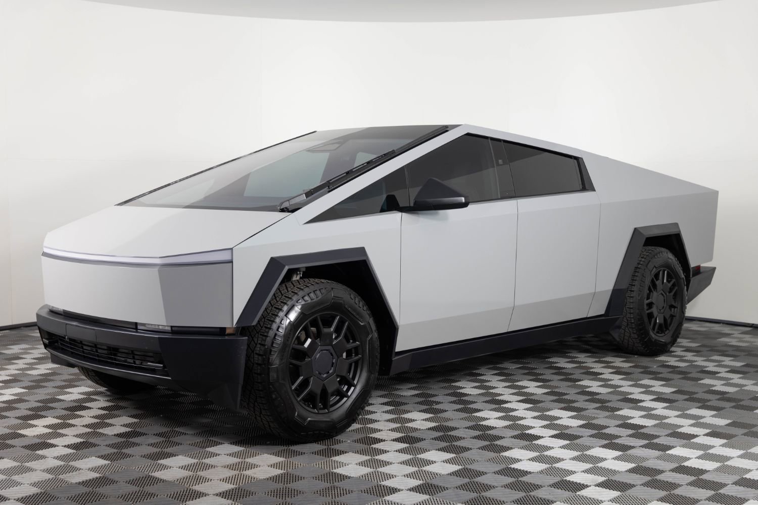 2024 Tesla Cybertruck AWD Crew Cab