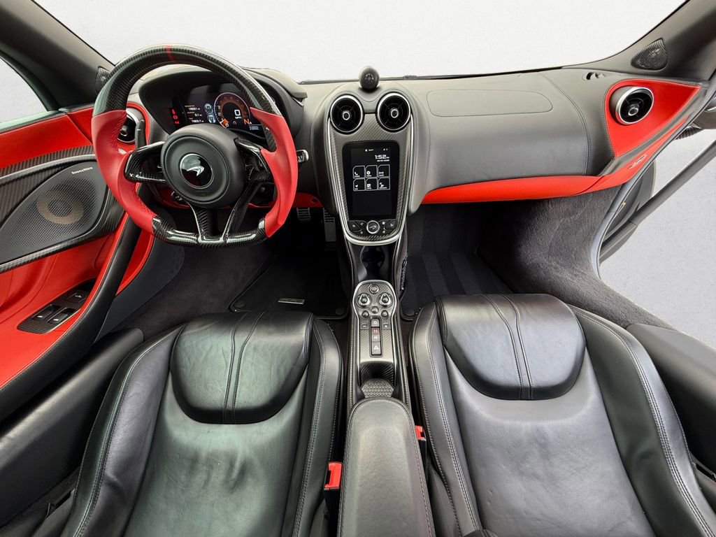 Used 2019 McLaren 600LT photo 9