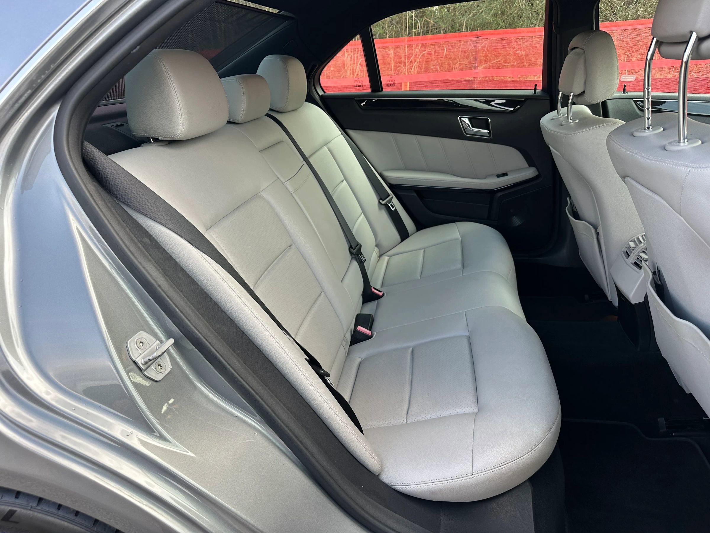 2010 Mercedes-Benz E 350 Sedan