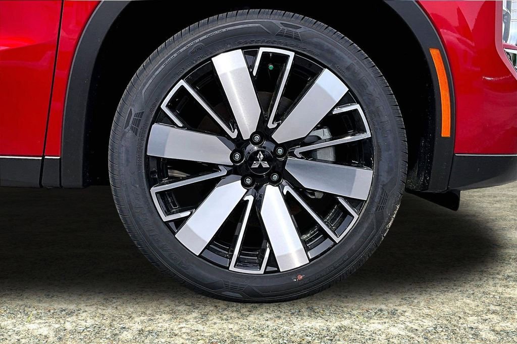 2026 Mitsubishi Outlander FWD