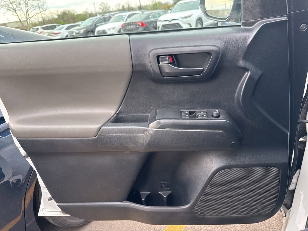 2019 Toyota Tacoma SR