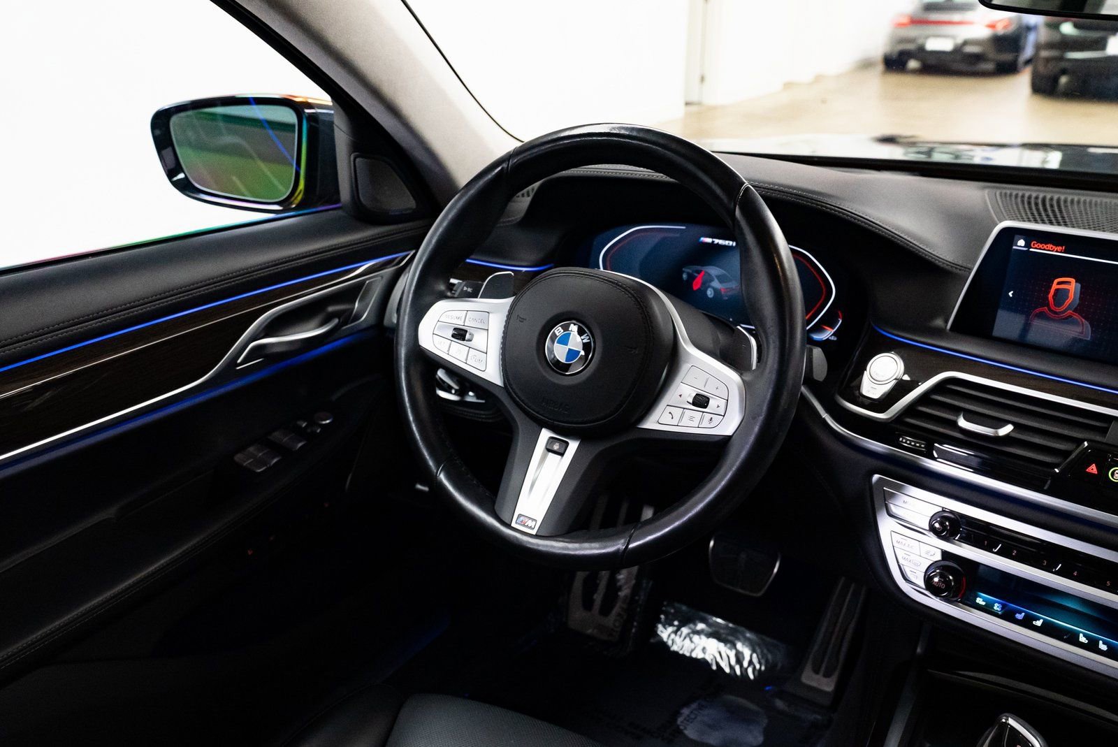 2022 BMW M760i xDrive