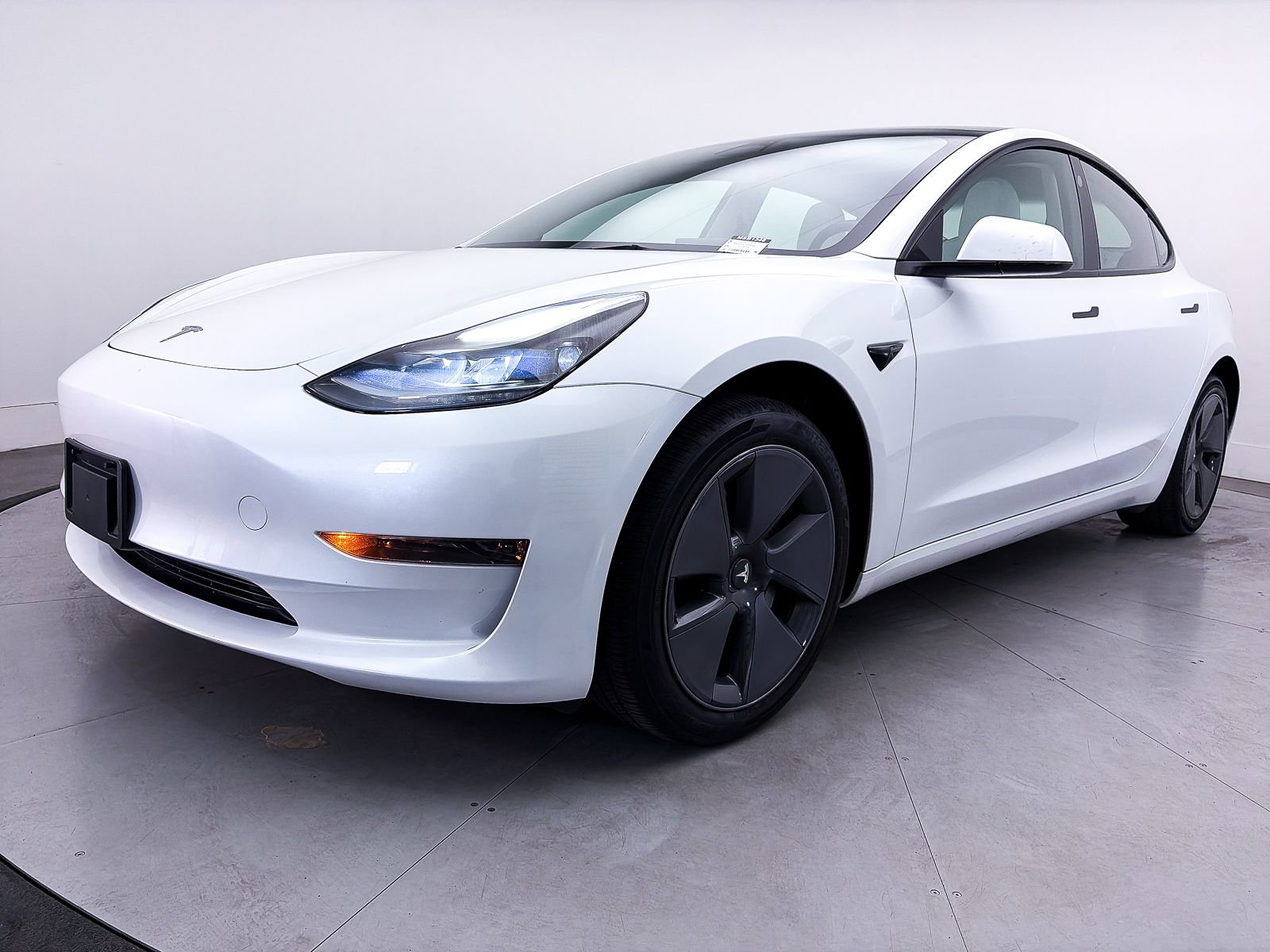 2023 Tesla Model 3 Standard Range