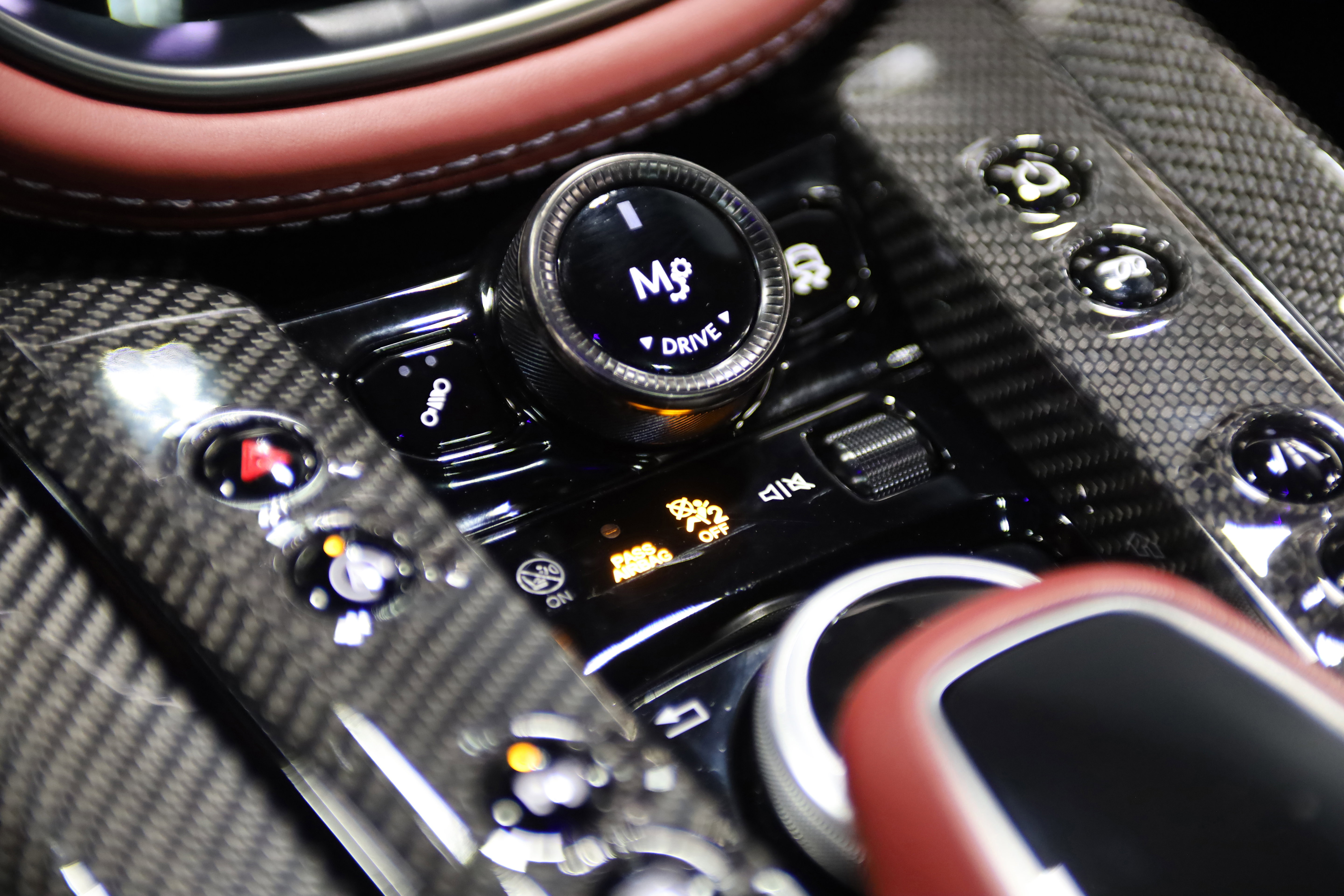 2023 Aston Martin DBX 707