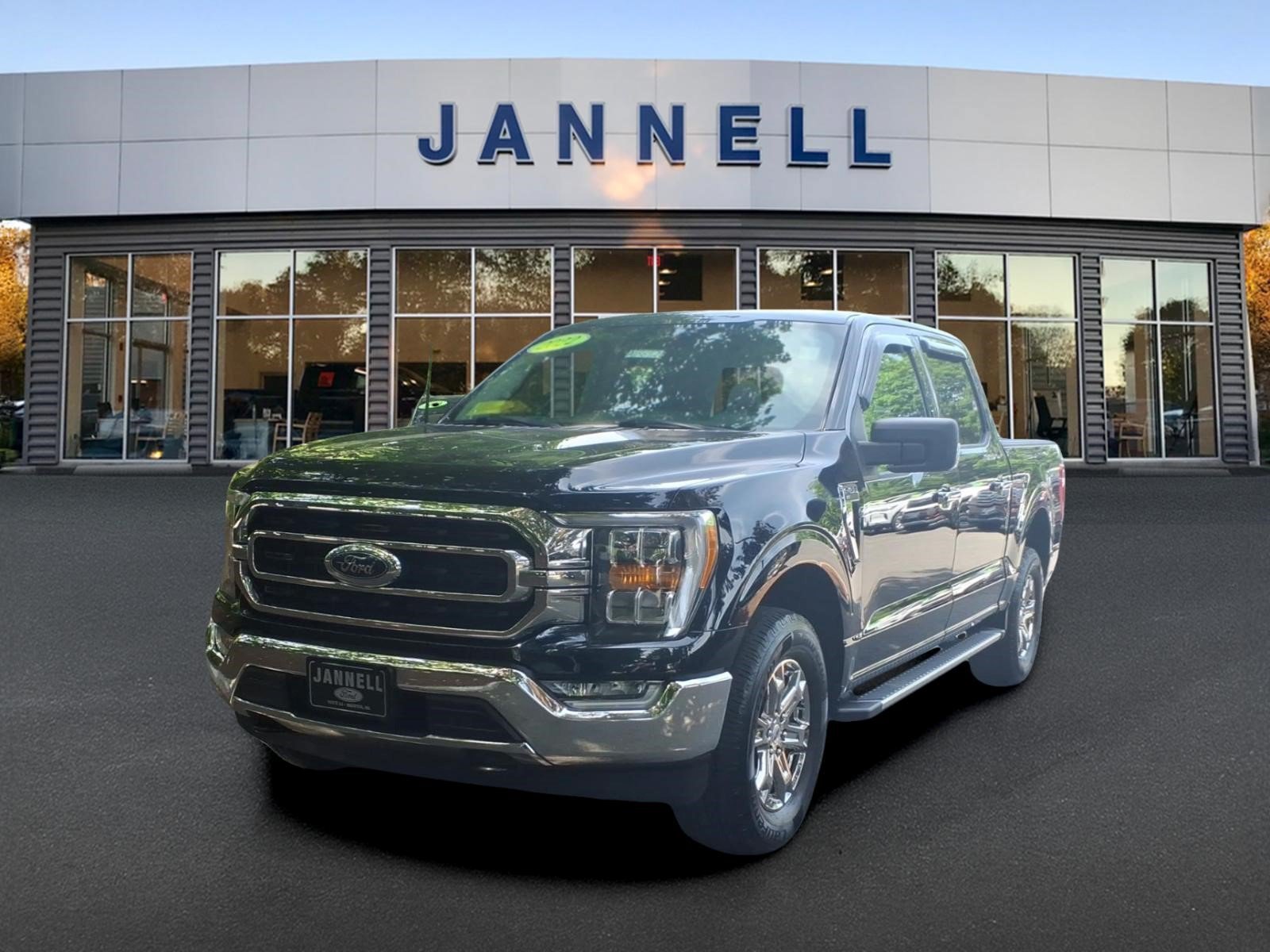 2022 Ford F-150 XL 4WD SuperCrew 5.5' Box for sale in Hanover, MA