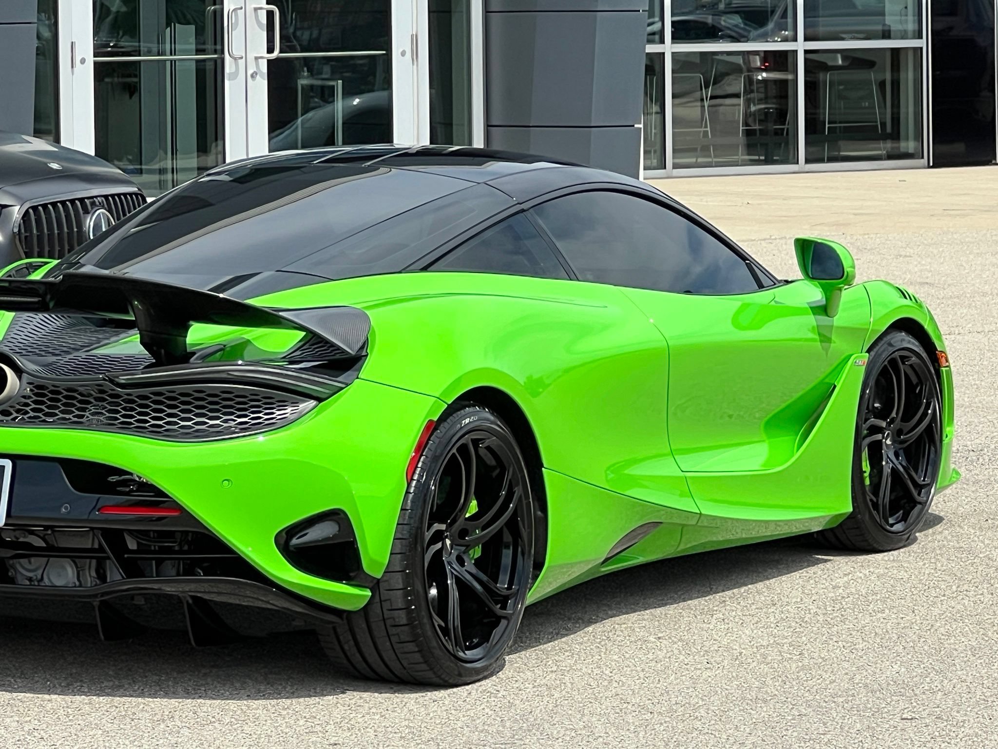 Used 2024 McLaren 750S photo 12