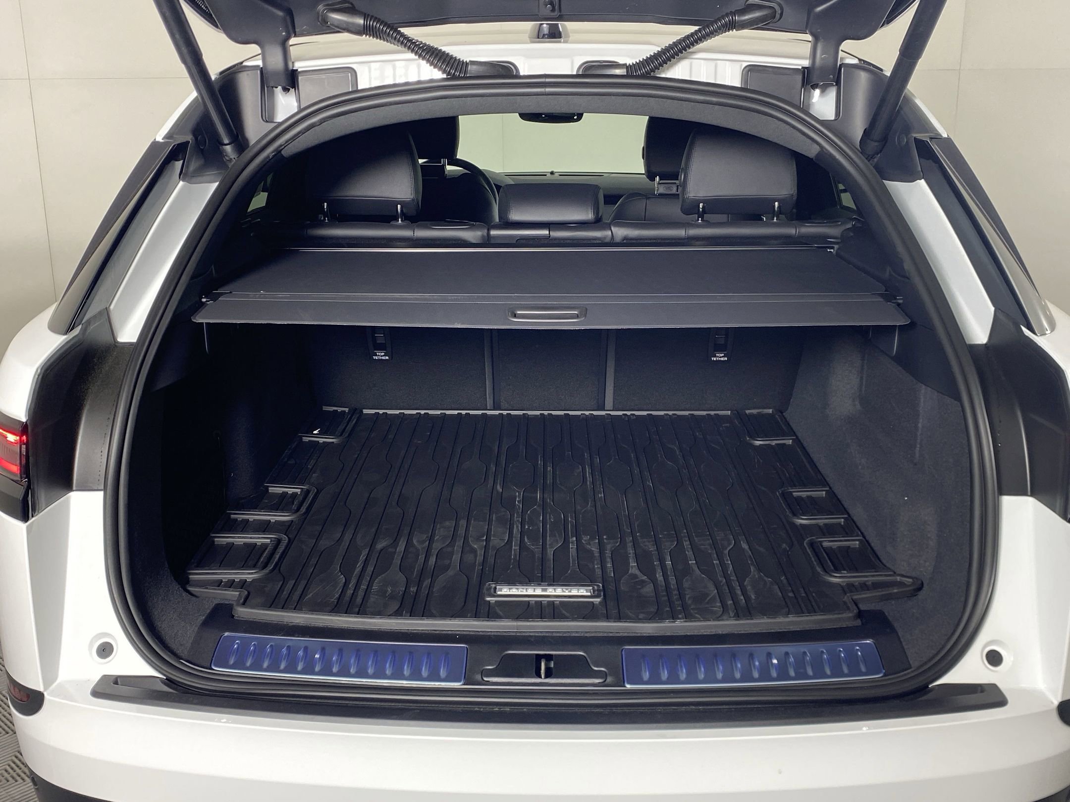 2026 Land Rover Range Rover Velar S