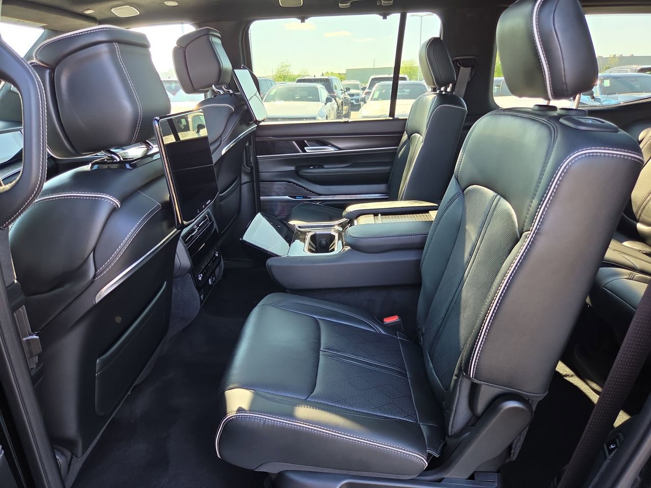 2024 Jeep Grand Wagoneer Series II