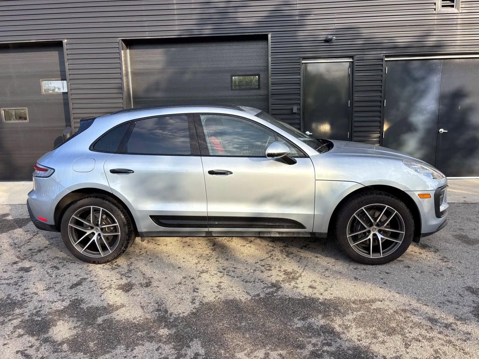 2025 Porsche Macan