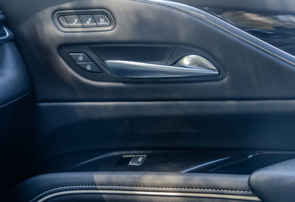 2024 Cadillac Escalade Sport