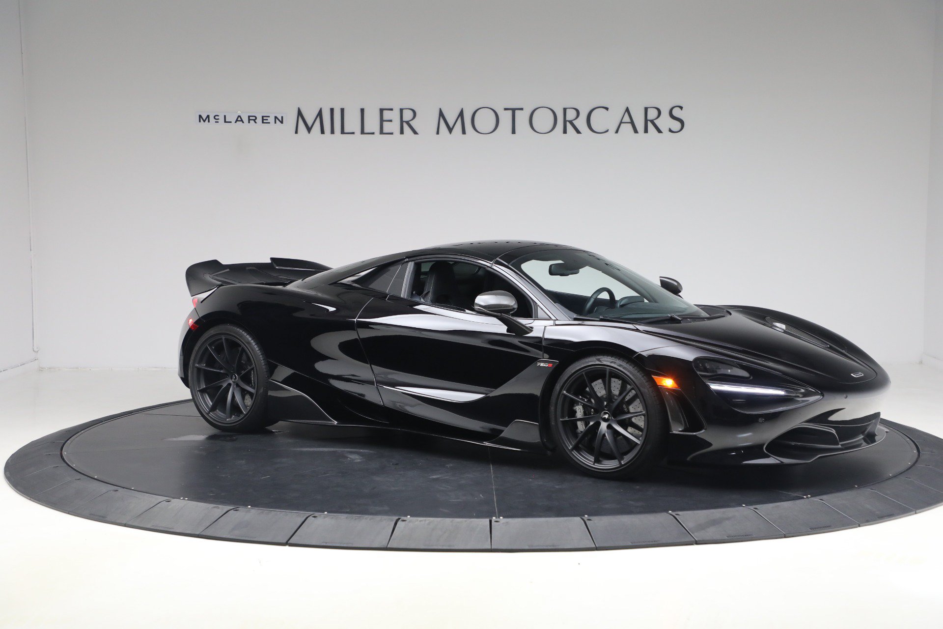 Used 2020 McLaren 720S Performance photo 22