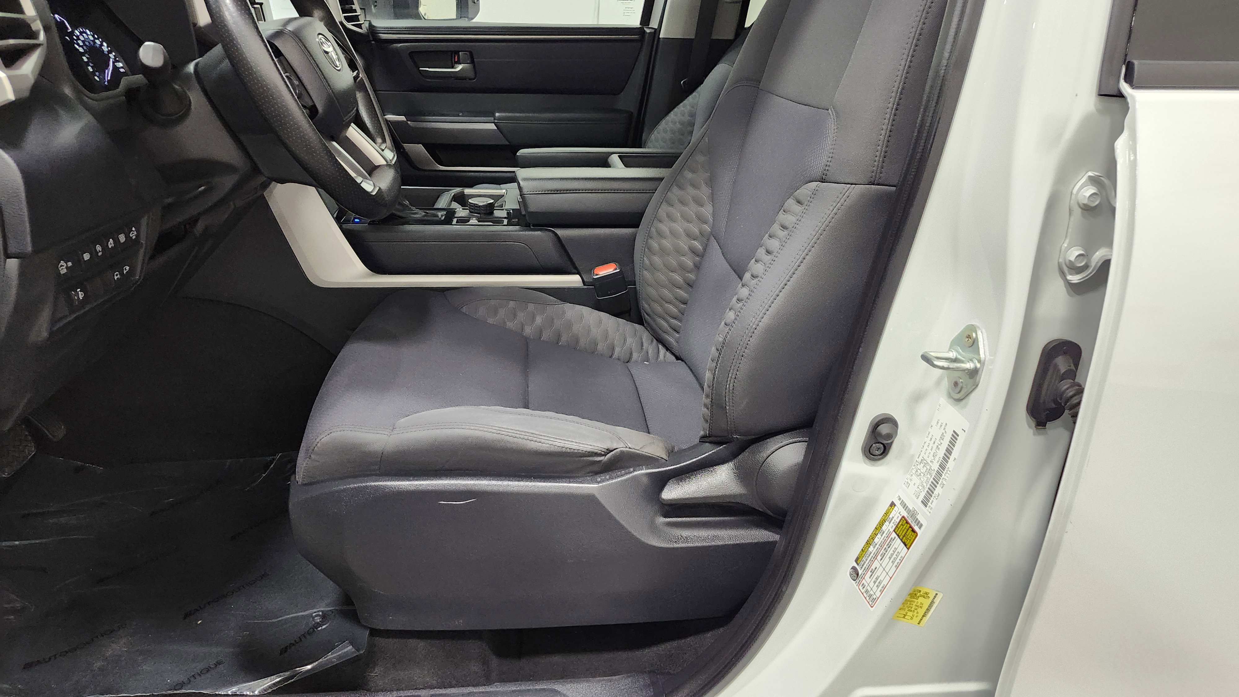 2022 Toyota Tundra SR5