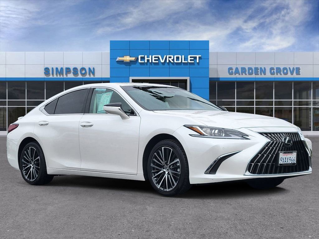 2024 Lexus ES 300h