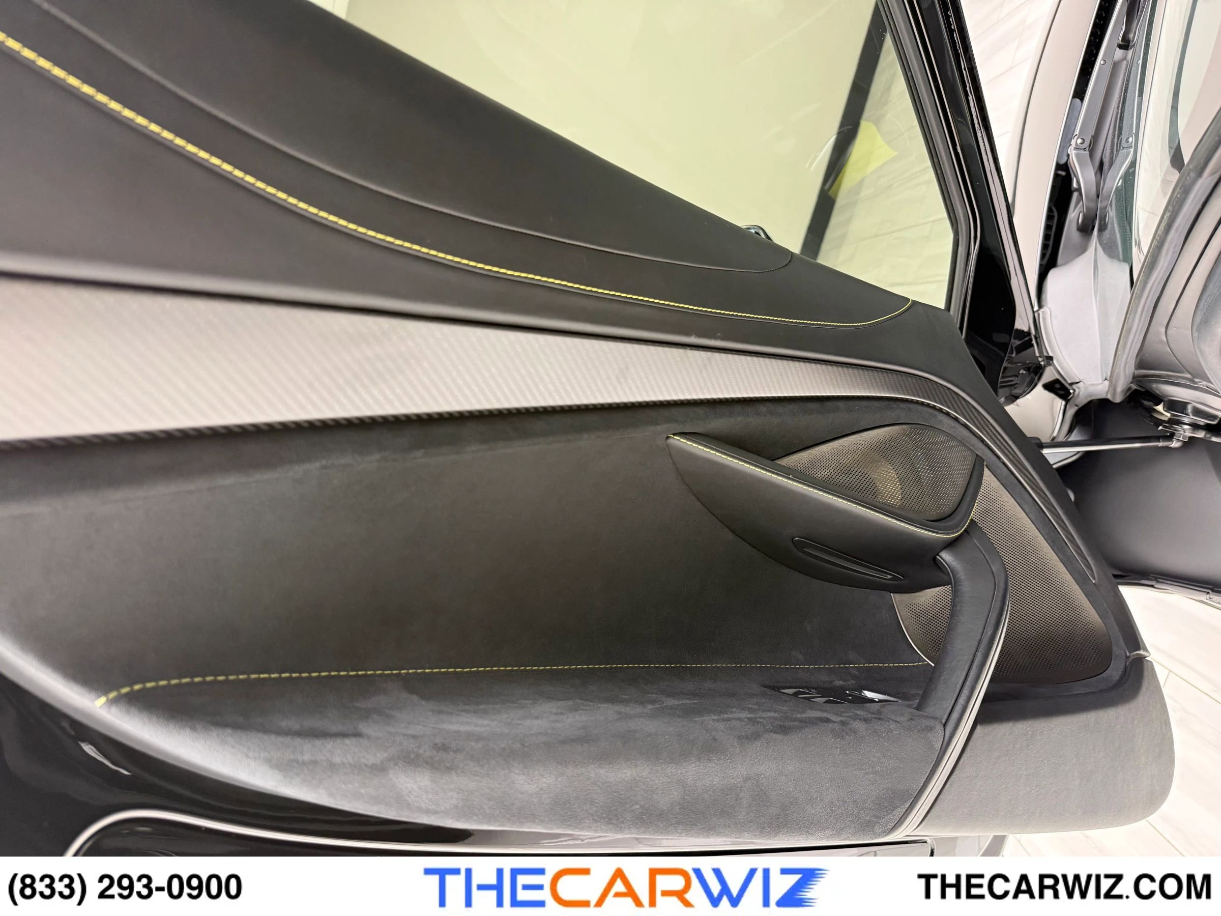 Used 2018 McLaren 720S Performance photo 39