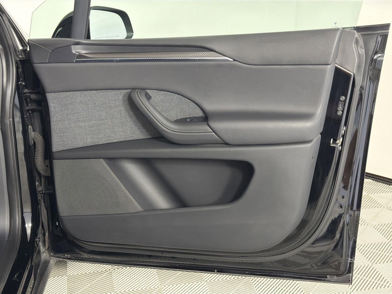 2022 Tesla Model X Plaid