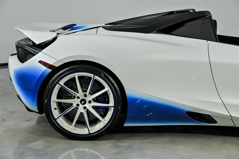 Used 2021 McLaren 720S Spider photo 13
