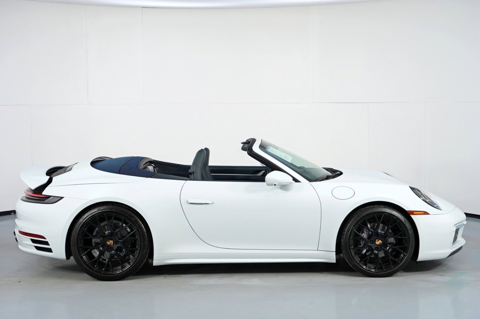 2022 Porsche 911 Carrera