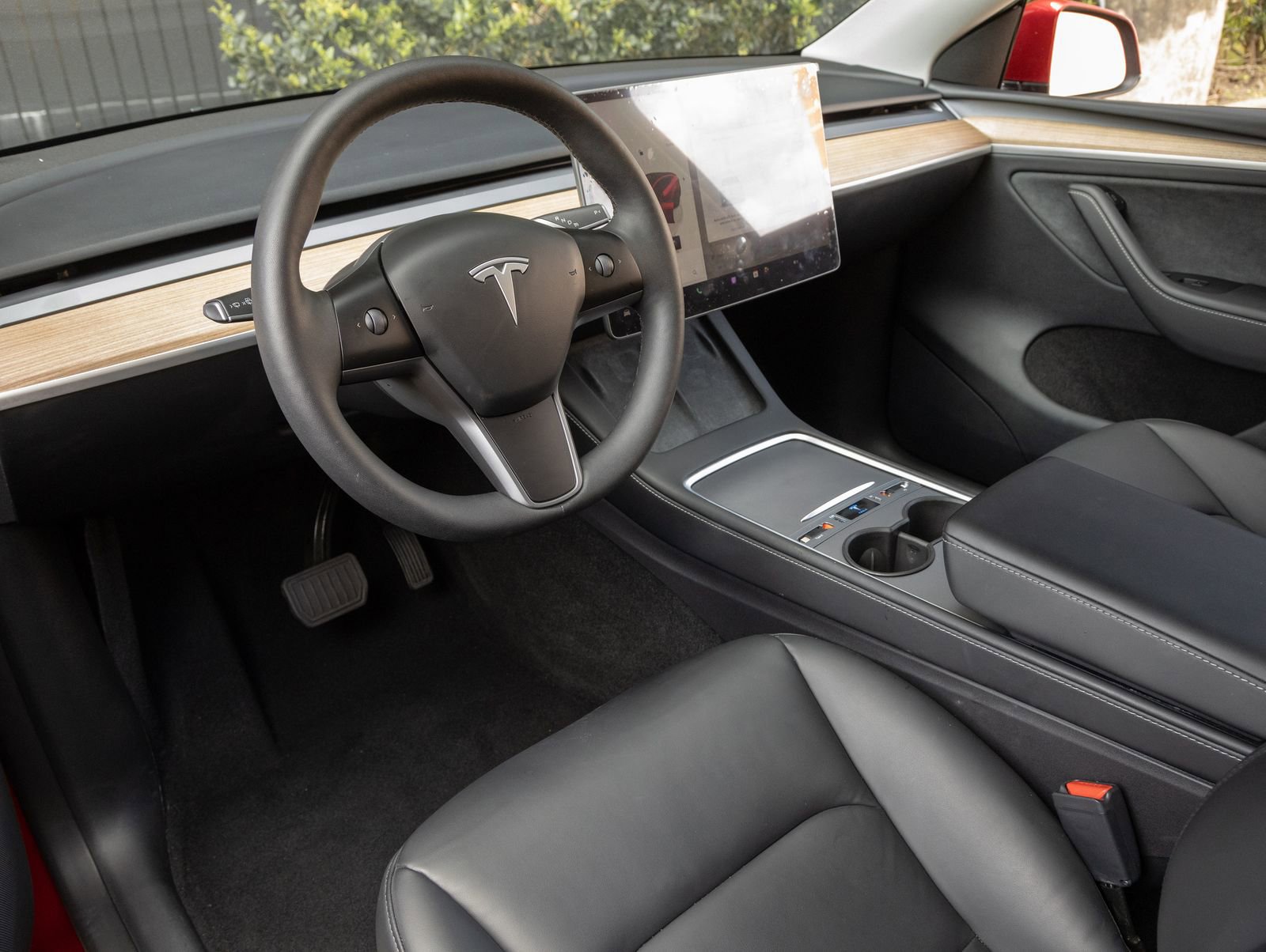 2024 Tesla Model Y 2WD