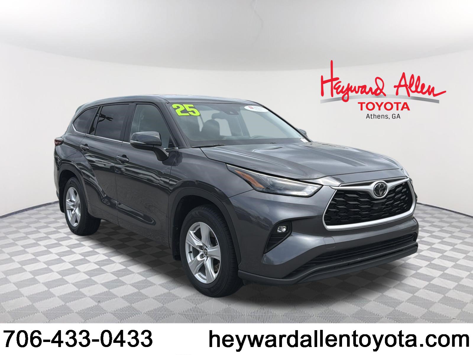 Certified 2025 Toyota Highlander LE