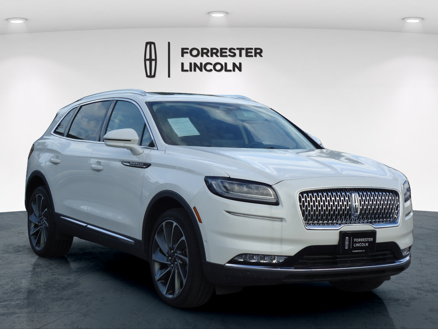 Used 2023 Lincoln Nautilus Reserve w/ Equipment Group 202A