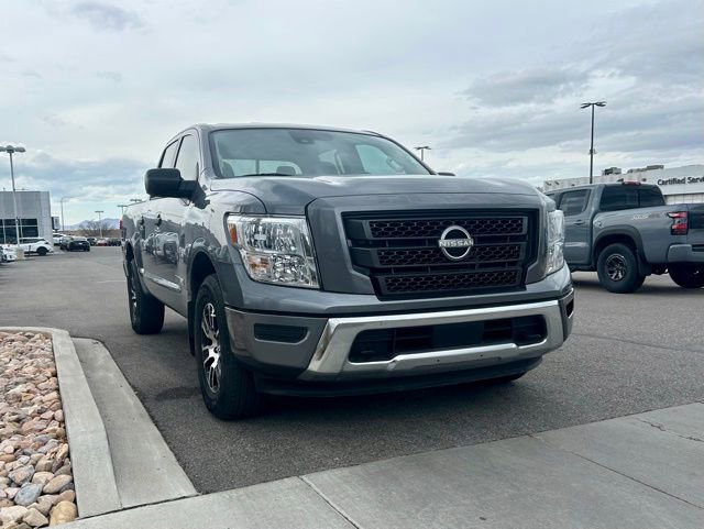 2024 Nissan Titan SV