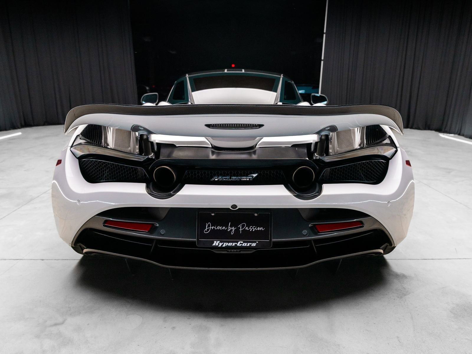 Used 2019 McLaren 720S Performance photo 13