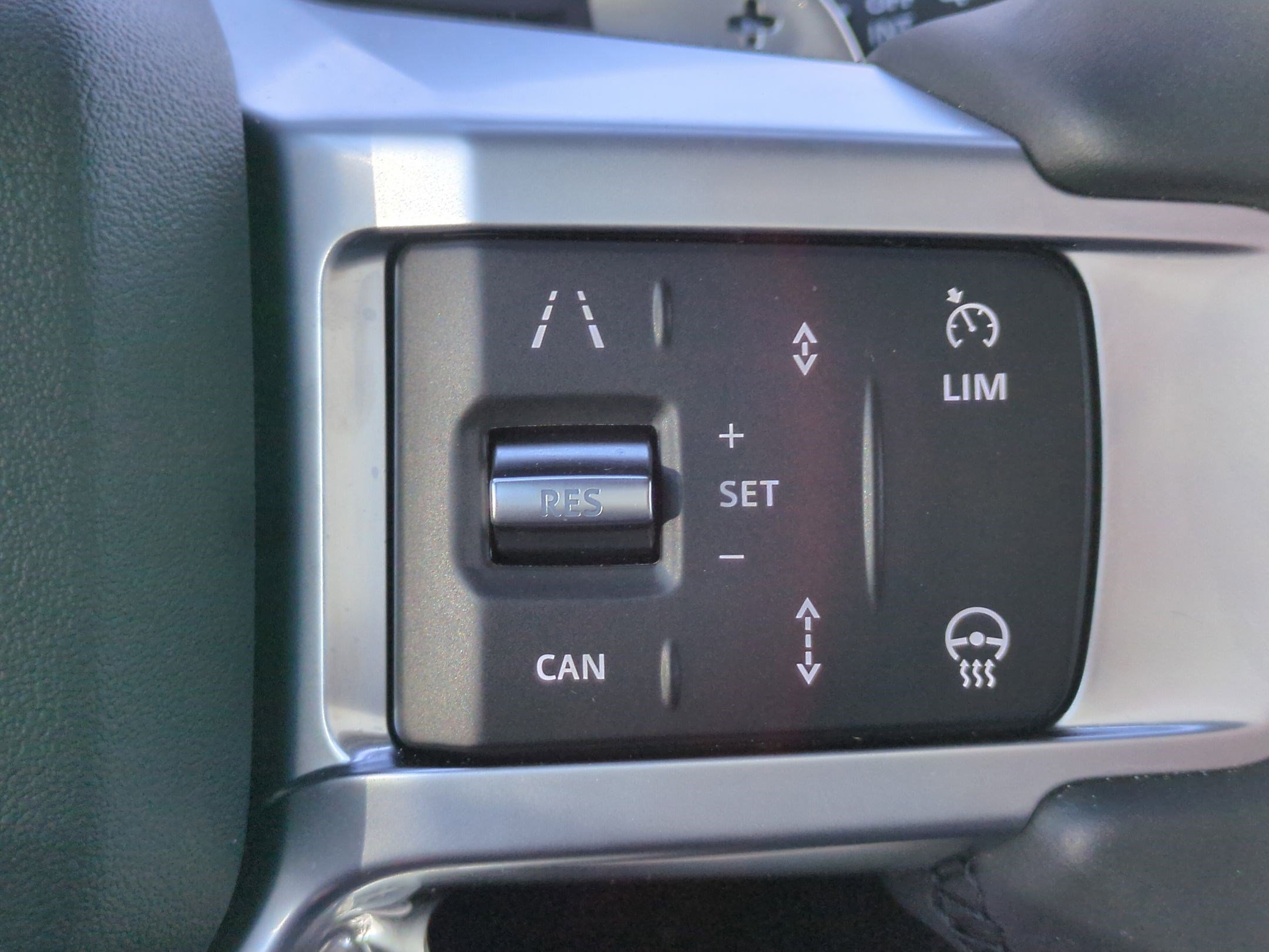 2025 Land Rover Discovery S