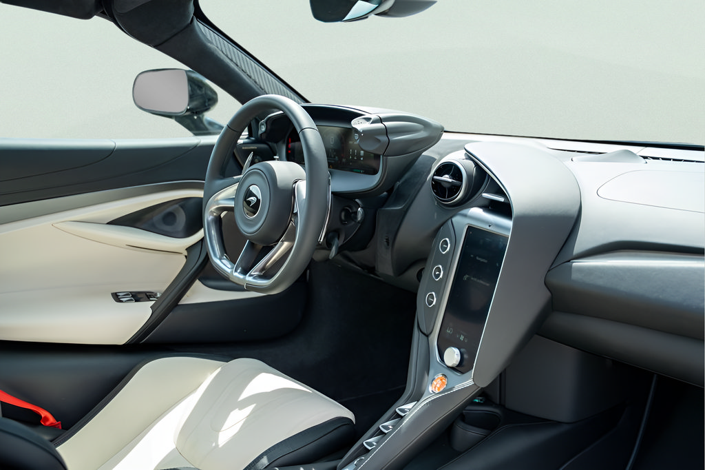 New 2026 McLaren 750S photo 48