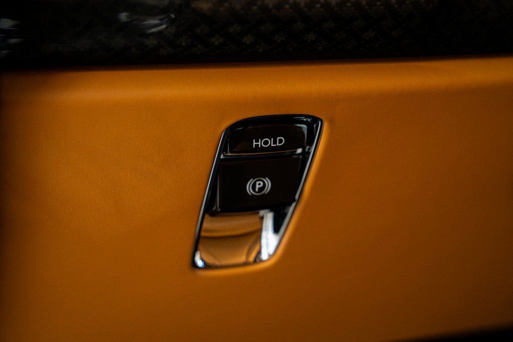 2022 Rolls-Royce Cullinan Black Badge