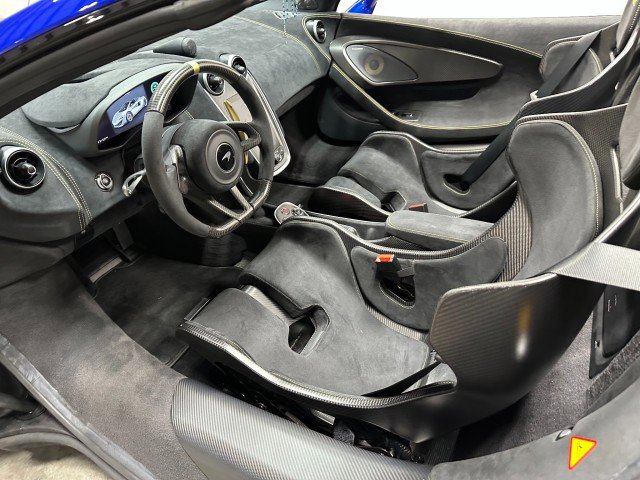 Used 2020 McLaren 600LT Spider photo 24