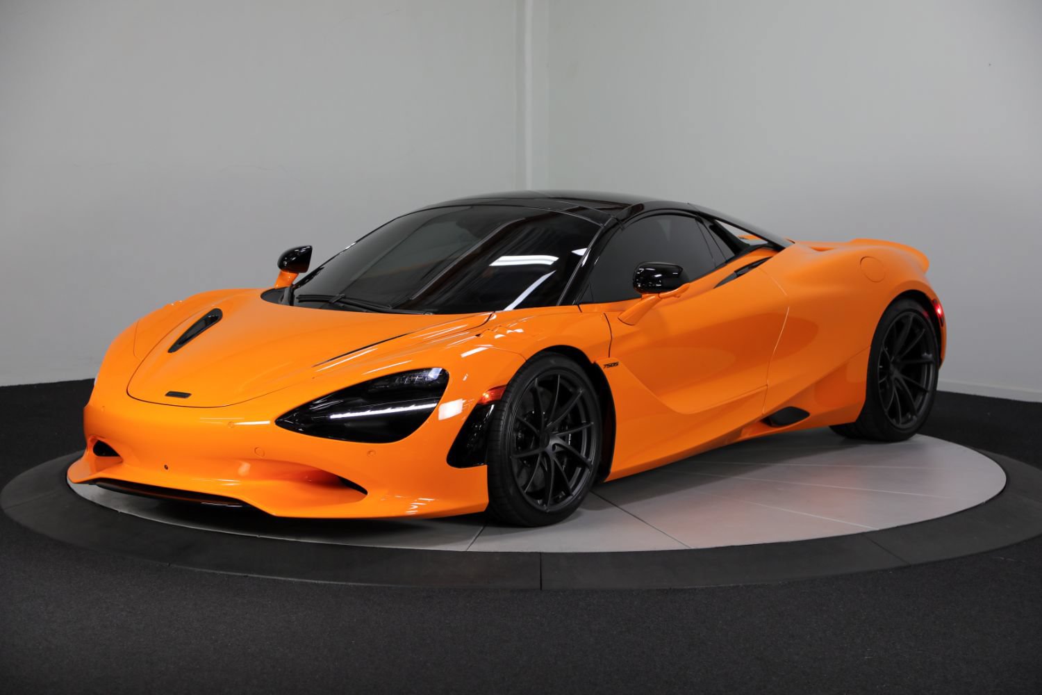 Used 2026 McLaren 750S Spider photo 6