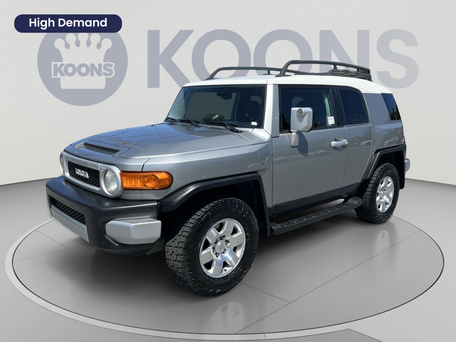Used 2010 Toyota FJ Cruiser 4WD w/ Upgrade Pkg 2