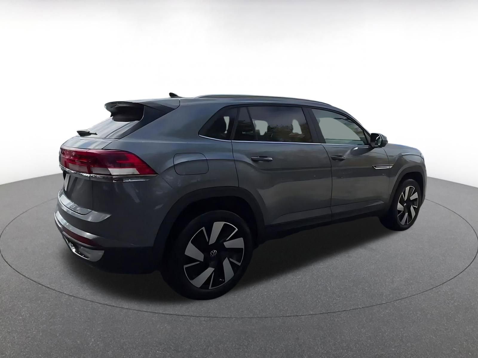 2025 Volkswagen Atlas Cross Sport SE