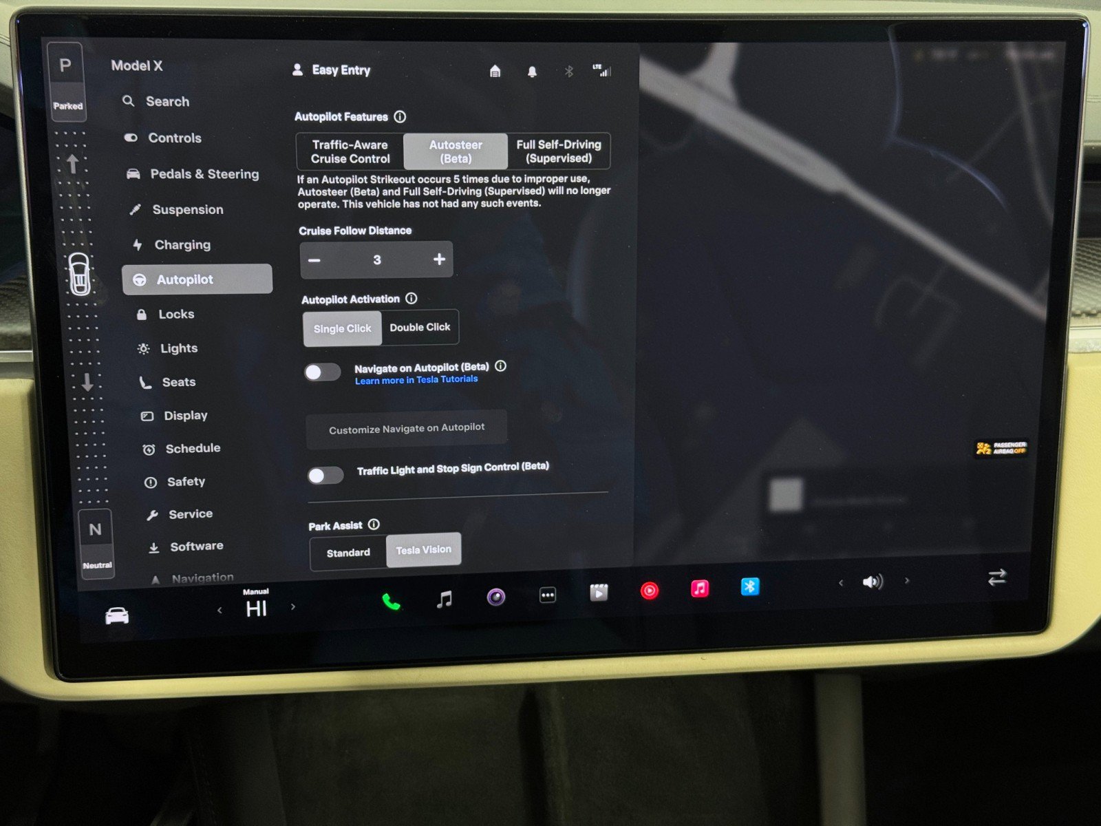 2022 Tesla Model X Plaid