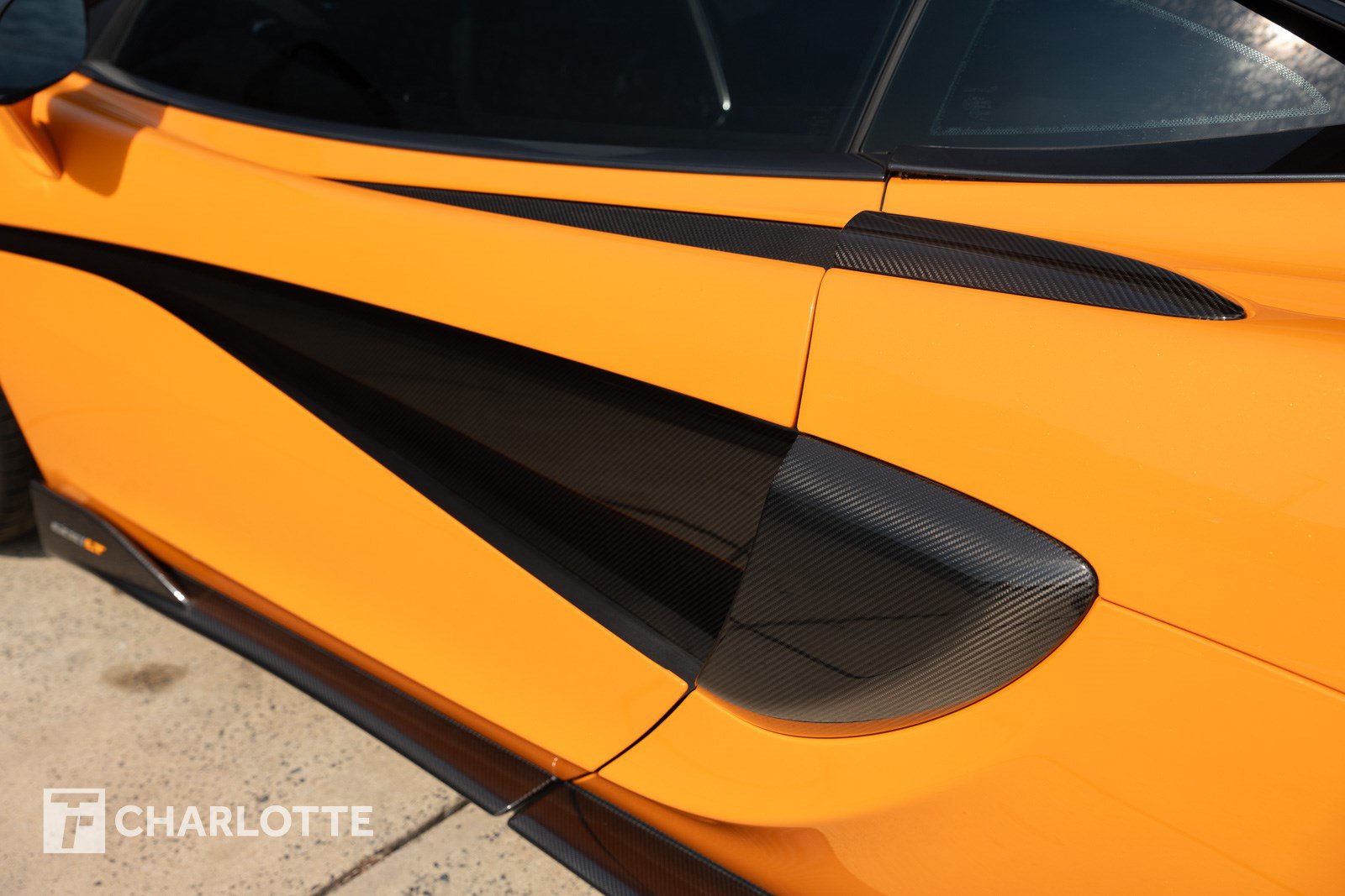 Used 2019 McLaren 600LT photo 14