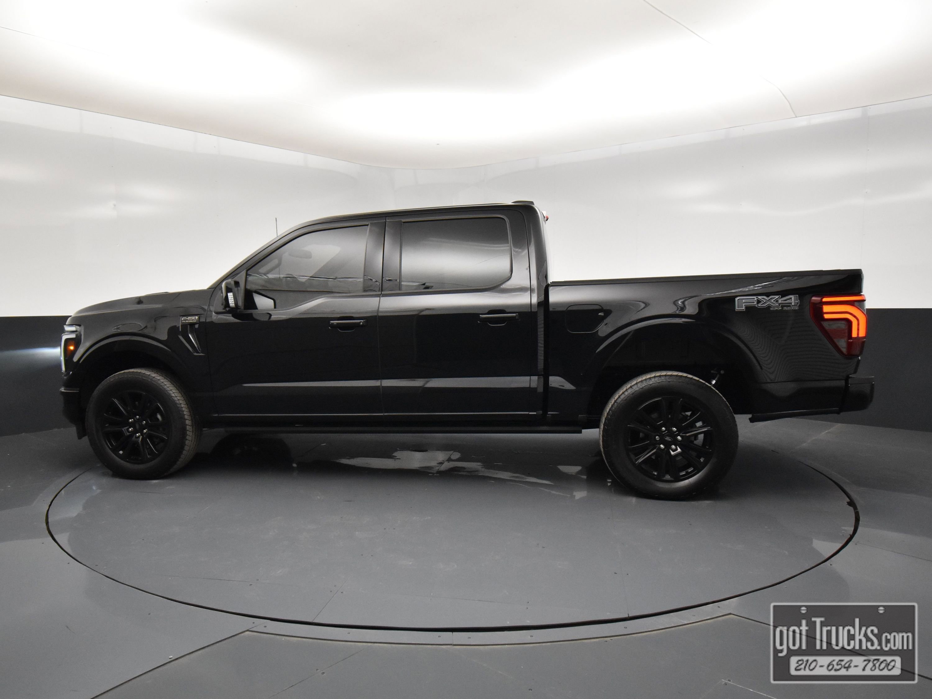 2025 Ford F150 Platinum