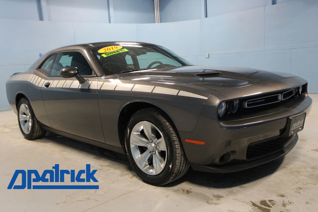 Used 2019 Dodge Challenger SXT