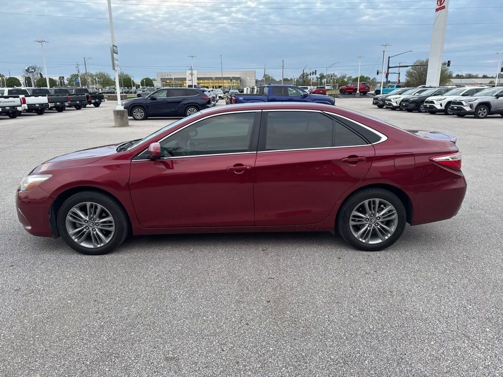 Used 2017 Toyota Camry SE