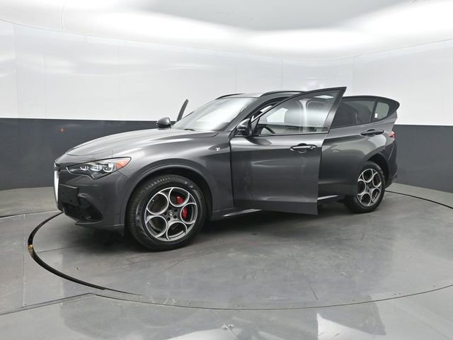 2024 Alfa Romeo Stelvio Ti