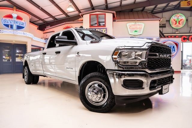 2022 Ram Ram Pickup 3500 Tradesman