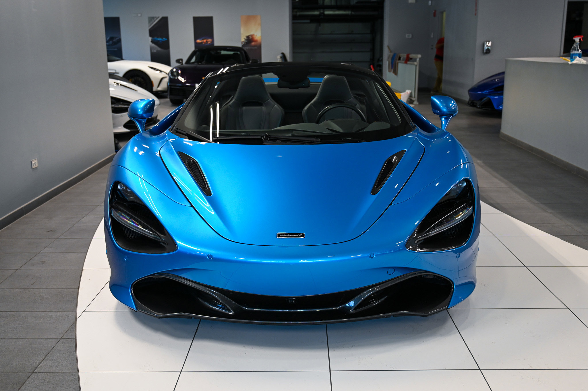 Used 2020 McLaren 720S Luxury photo 19