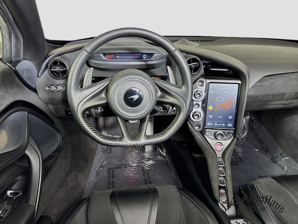 Used 2020 McLaren 720S Performance photo 27