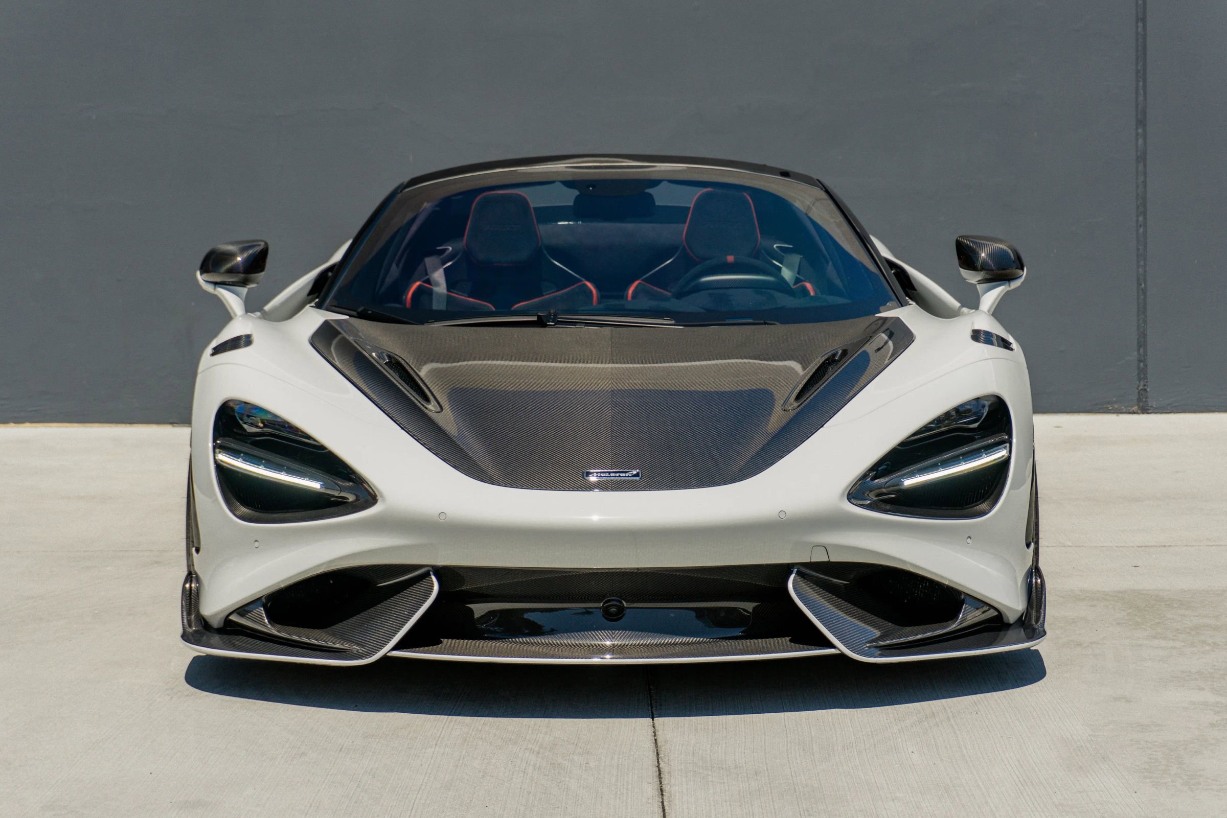 Used 2022 McLaren 765LT photo 6