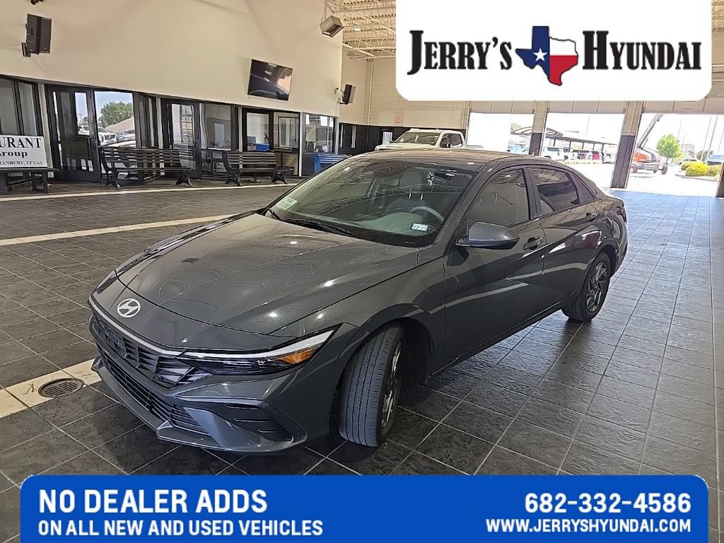 Used 2024 Hyundai Elantra SEL