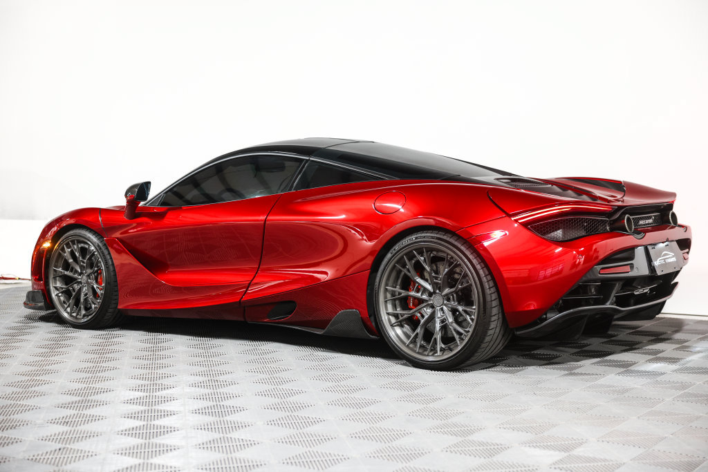 Used 2019 McLaren 720S Performance photo 17
