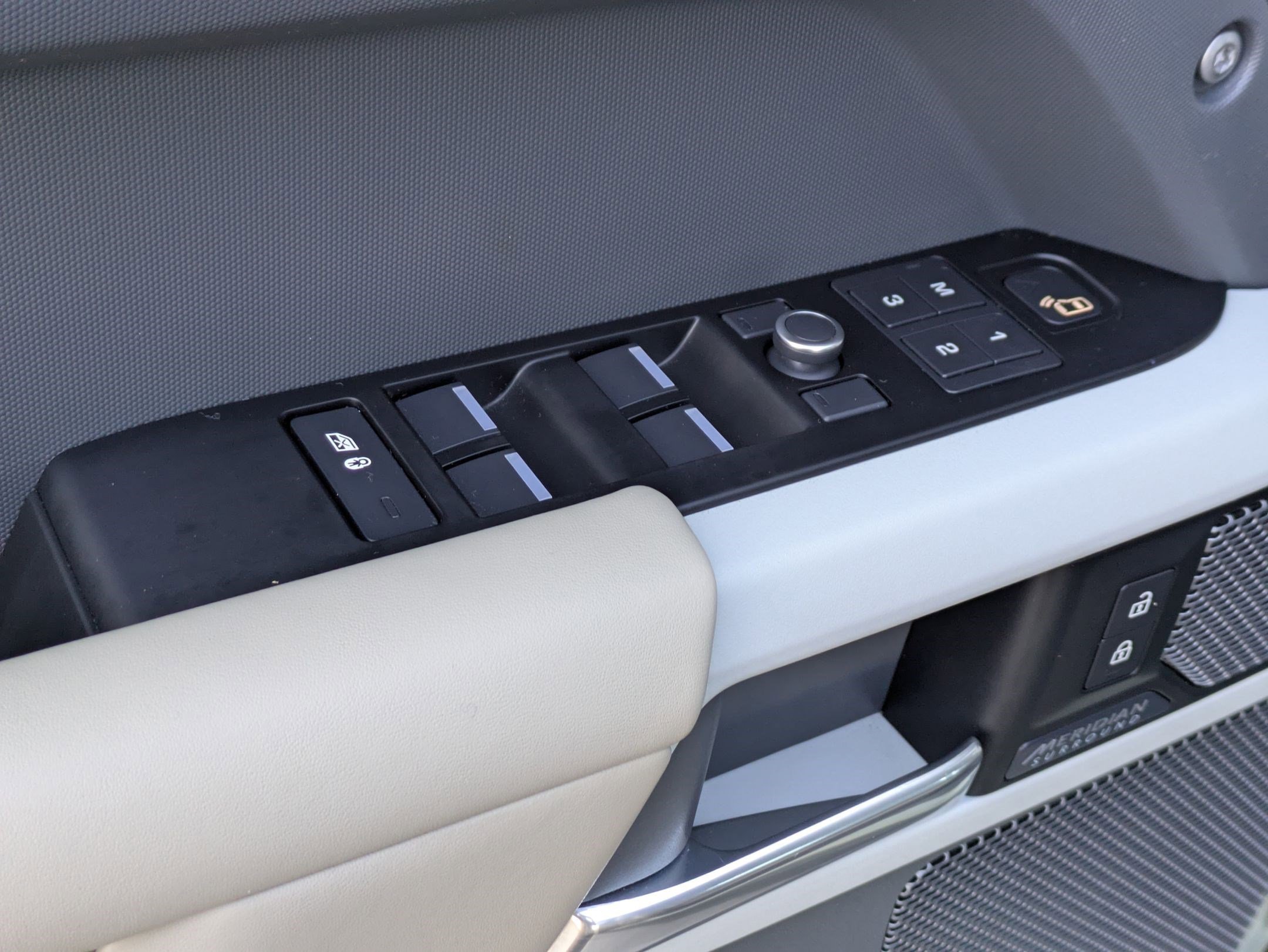 2020 Land Rover Defender 110 HSE