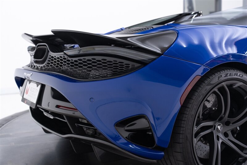 Used 2024 McLaren 750S Spider photo 29