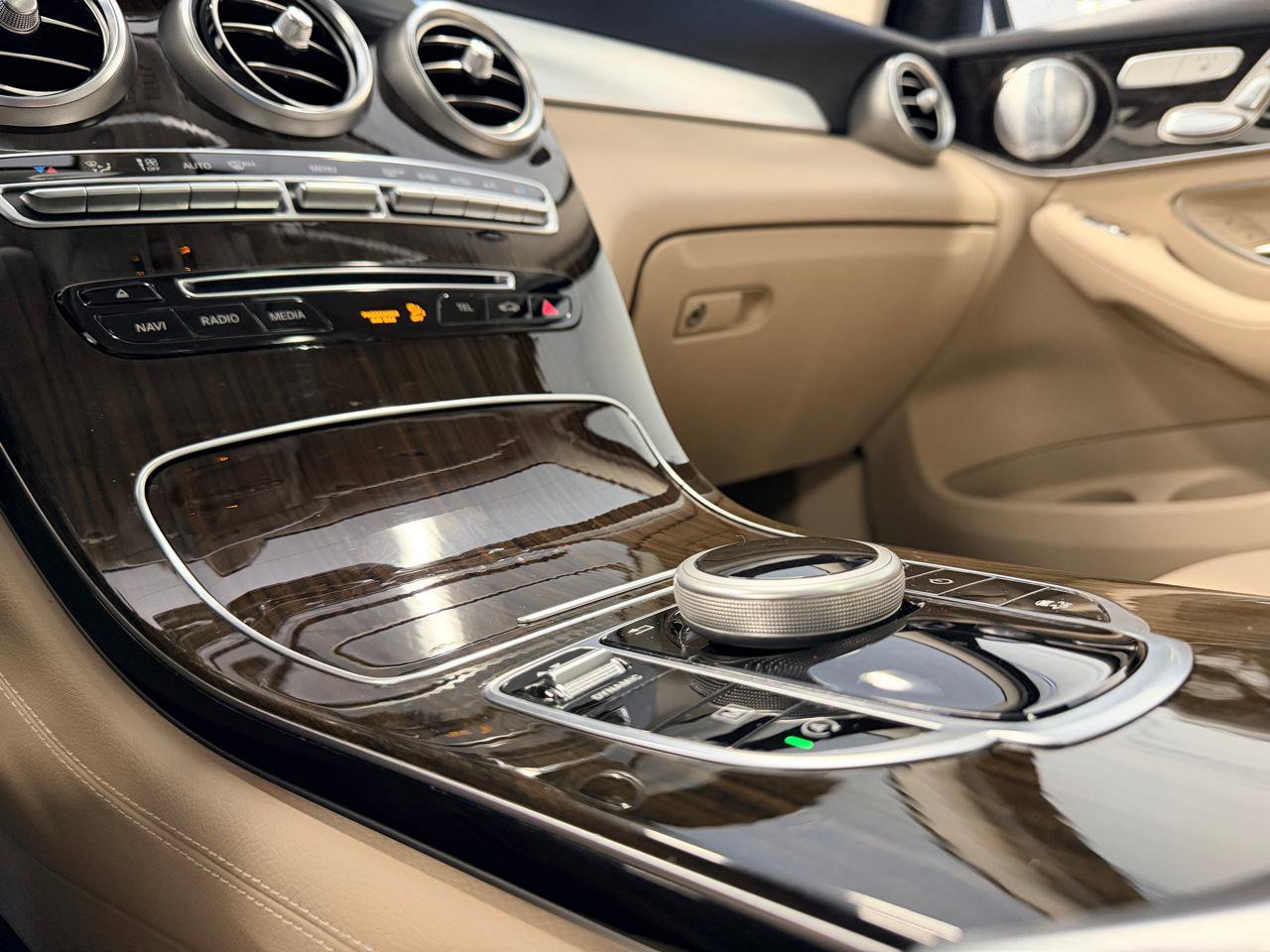 2019 Mercedes-Benz GLC 300 4MATIC