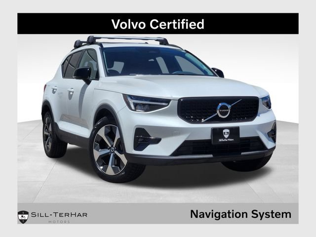 Certified 2023 Volvo XC40 B5 Plus w/ Protection Package Premier