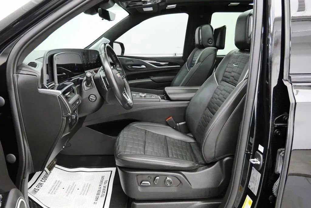 2023 Cadillac Escalade V